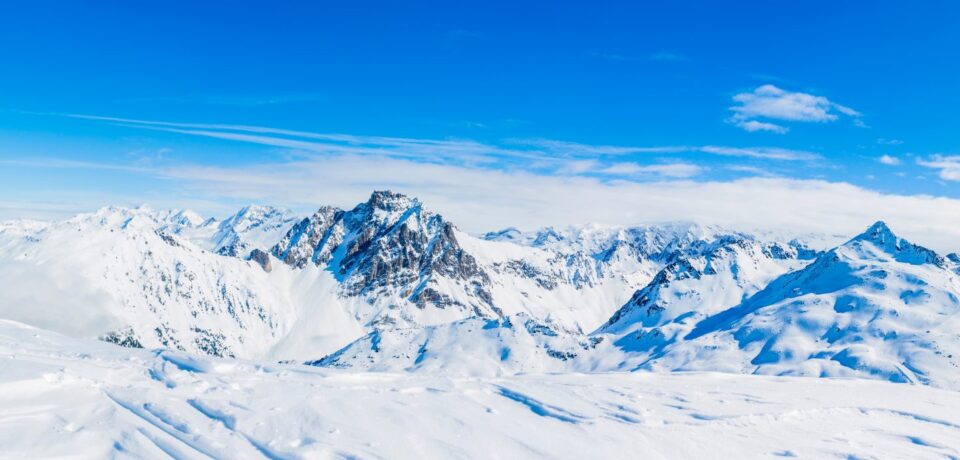 Ski,In,Winter,Season,,Mountains,And,Ski,Touring,Equipments,On Skiing for active and injury free winter